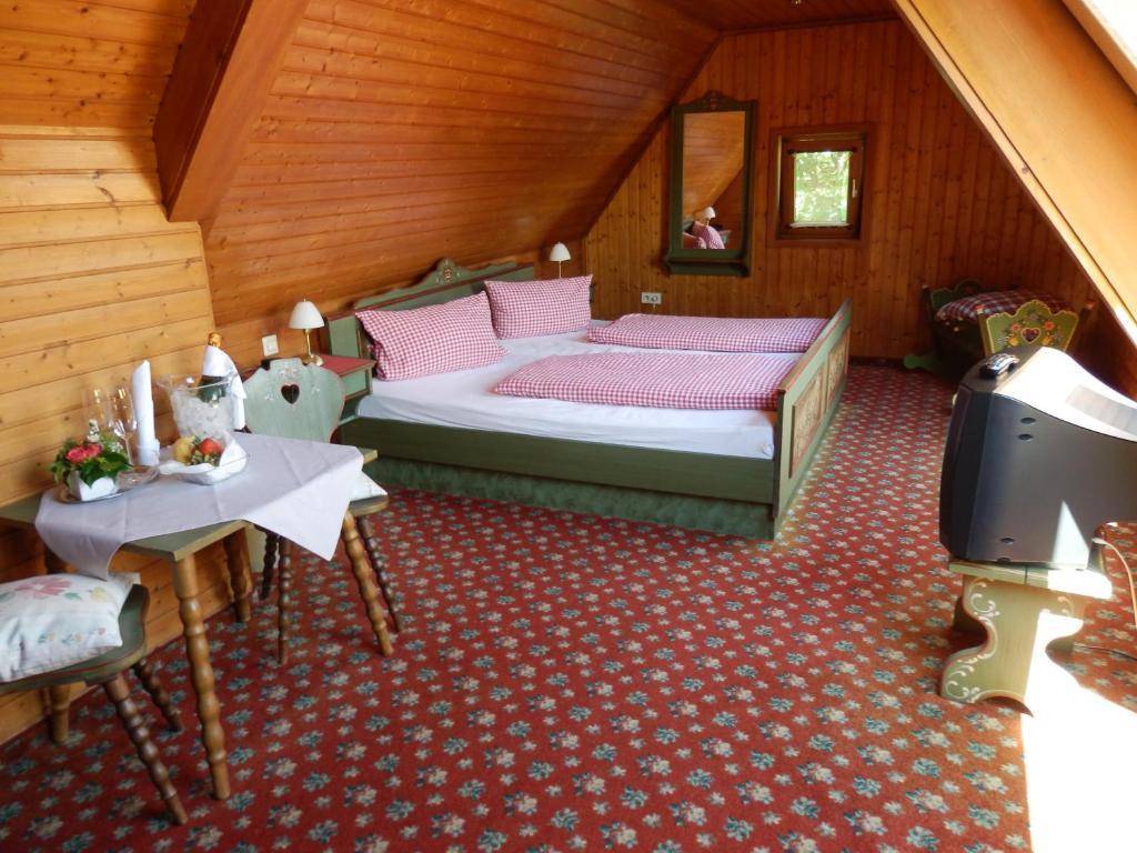 Gasthof Loewen, 海特斯海姆 客房 照片